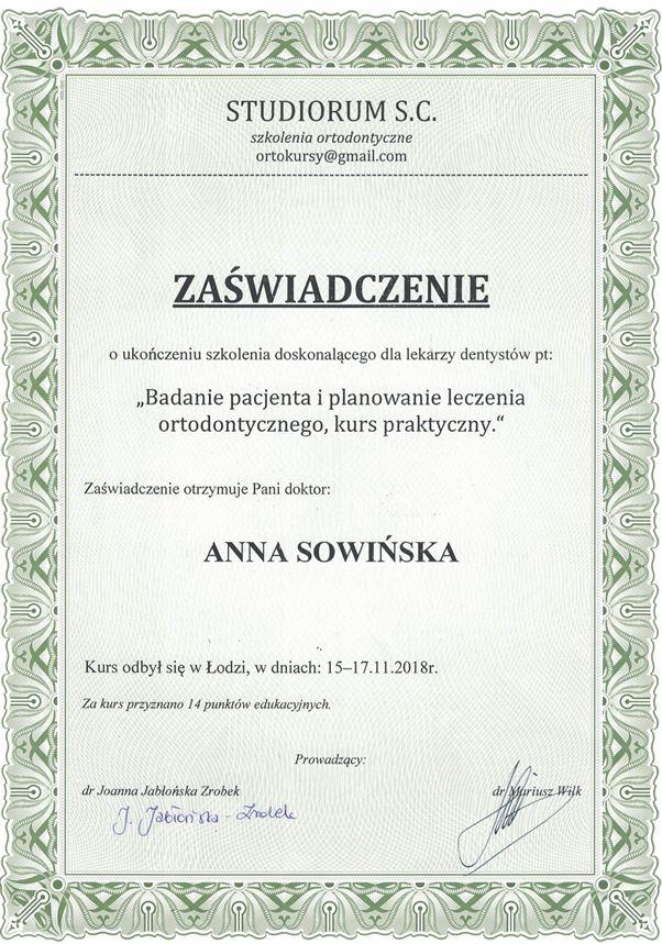 dyplom potwierdzający profesjonalizm lekarza z kliniki Implantis w Krakowie
