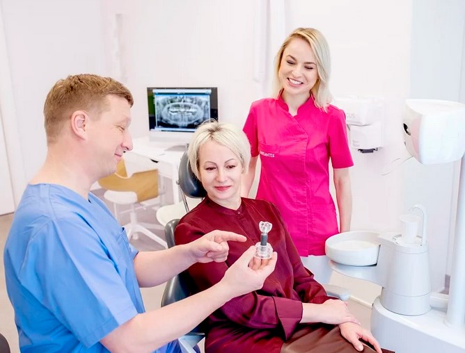 leczenie ropnia zęba, ropień Kraków, ropień zęba, skuteczne sposoby leczenia ropnia zęba